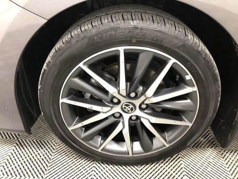 Used 2024 Toyota Camry XLE w/ Navigation Package image 30