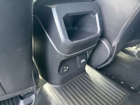 Used 2024 Ford Ranger Lariat AWD/4WD image 17