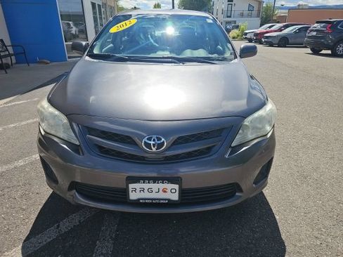 Used 2012 Toyota Corolla LE FWD image 3