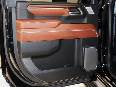 Used 2024 GMC Sierra 2500 Denali Ultimate image 64