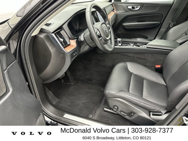 Certified 2024 Volvo XC60 T8 Plus w/ Protection Package Premier AWD/4WD image 11