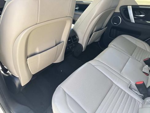 Used 2021 Land Rover Discovery Sport SE AWD/4WD image 14