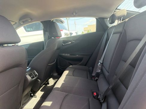 Used 2024 Chevrolet Malibu LT FWD image 12