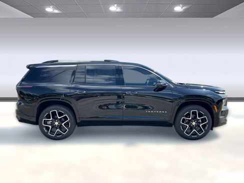 New 2026 Chevrolet Traverse High Country FWD image 7