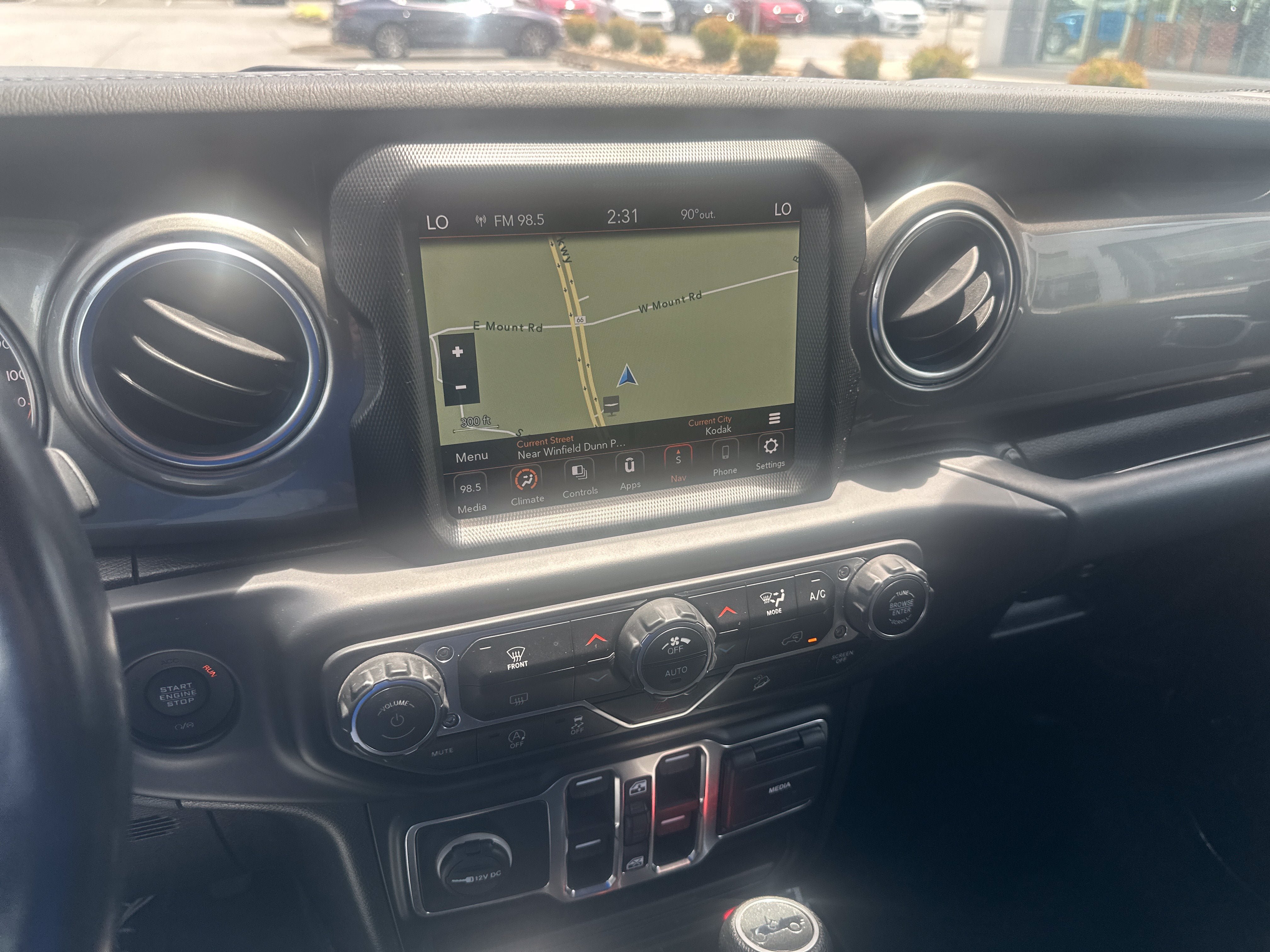 Used 2020 Jeep Wrangler Unlimited Sahara AWD/4WD image 37