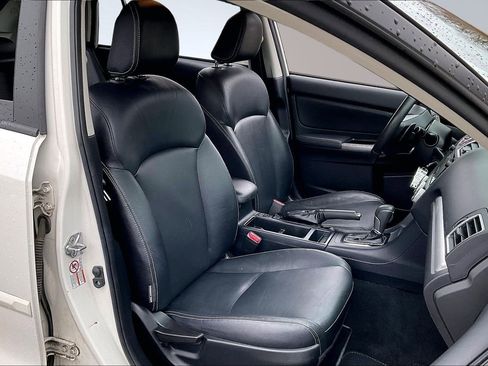 Used 2015 Subaru Crosstrek 2.0i Limited image 7