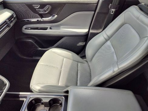 Used 2022 Lincoln Corsair AWD w/ Equipment Group 101A image 23