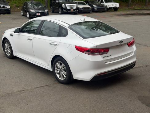 Used 2016 Kia Optima LX FWD image 7