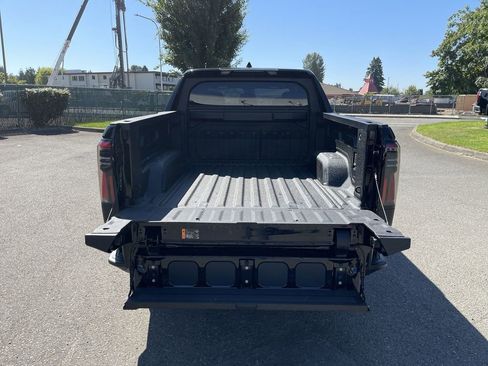 New 2026 GMC Sierra EV Elevation w/ Premium Package AWD/4WD image 25