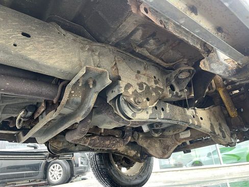 Used 2011 Ford F250 Lariat image 11