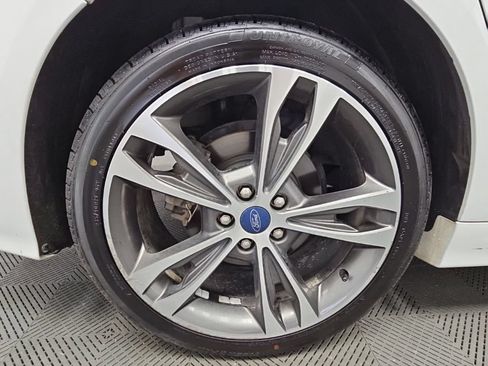Used 2019 Ford Fusion Titanium AWD/4WD image 46
