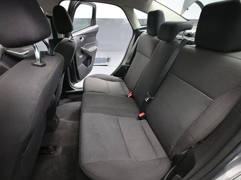 Used 2012 Ford Focus SEL FWD image 33