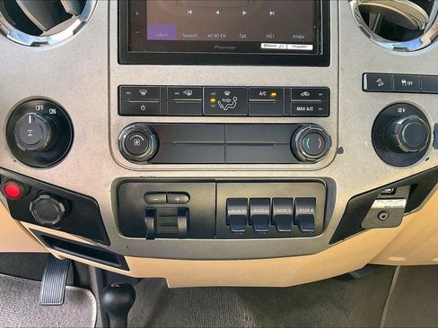Used 2015 Ford F350 XLT AWD/4WD image 16