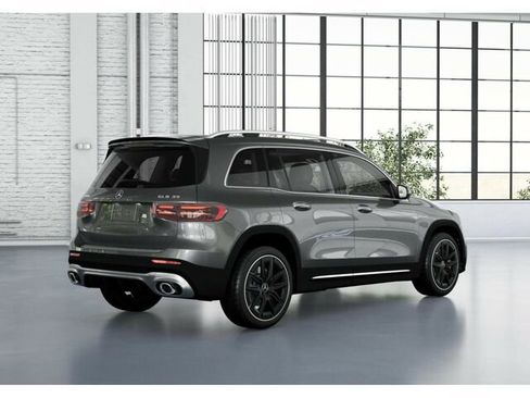 New 2026 Mercedes-Benz GLB 35 AMG 4MATIC image 22