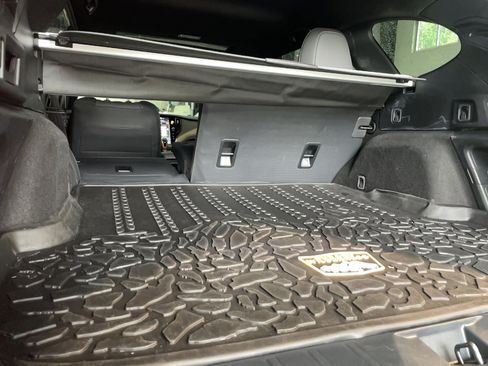 Used 2025 Subaru Outback Wilderness AWD/4WD image 23