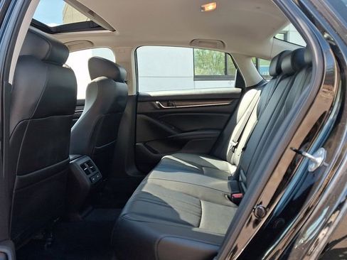 Certified 2022 Honda Accord Touring image 10