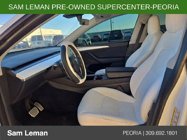 Used 2022 Tesla Model Y Performance AWD/4WD image 3