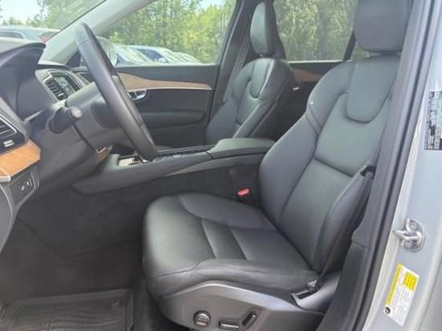 Used 2025 Volvo XC90 T8 Plus w/ Protection Package Premier AWD/4WD image 2