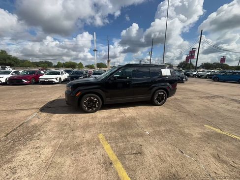 Used 2026 Hyundai Santa Fe SEL FWD image 7