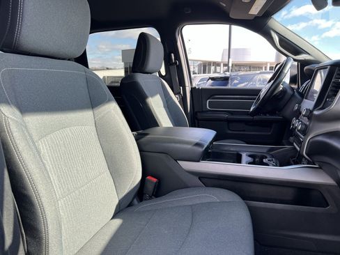 Used 2022 RAM 2500 Big Horn w/ Level C Equiment Group image 25