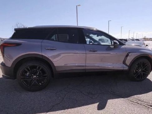 New 2026 Chevrolet Blazer EV LT w/ LPO, Blackout Package image 9