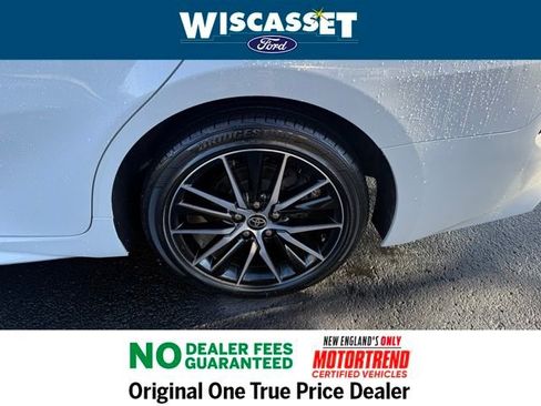 Used 2023 Toyota Camry SE image 19