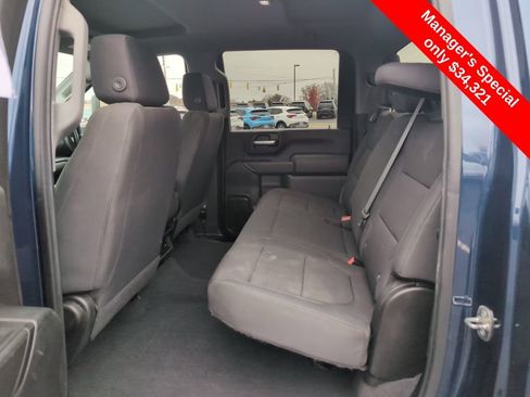 Used 2020 Chevrolet Silverado 2500 Custom w/ Custom Convenience Package image 11