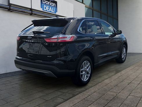 Used 2024 Ford Edge SEL w/ Convenience Package AWD/4WD image 3