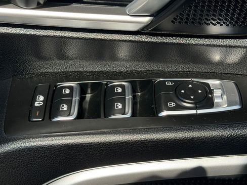 Used 2020 Kia Telluride S AWD/4WD image 12
