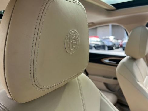 Used 2020 Alfa Romeo Giulia Ti image 35