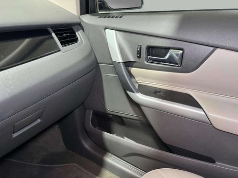 Used 2013 Ford Edge SE AWD/4WD image 18