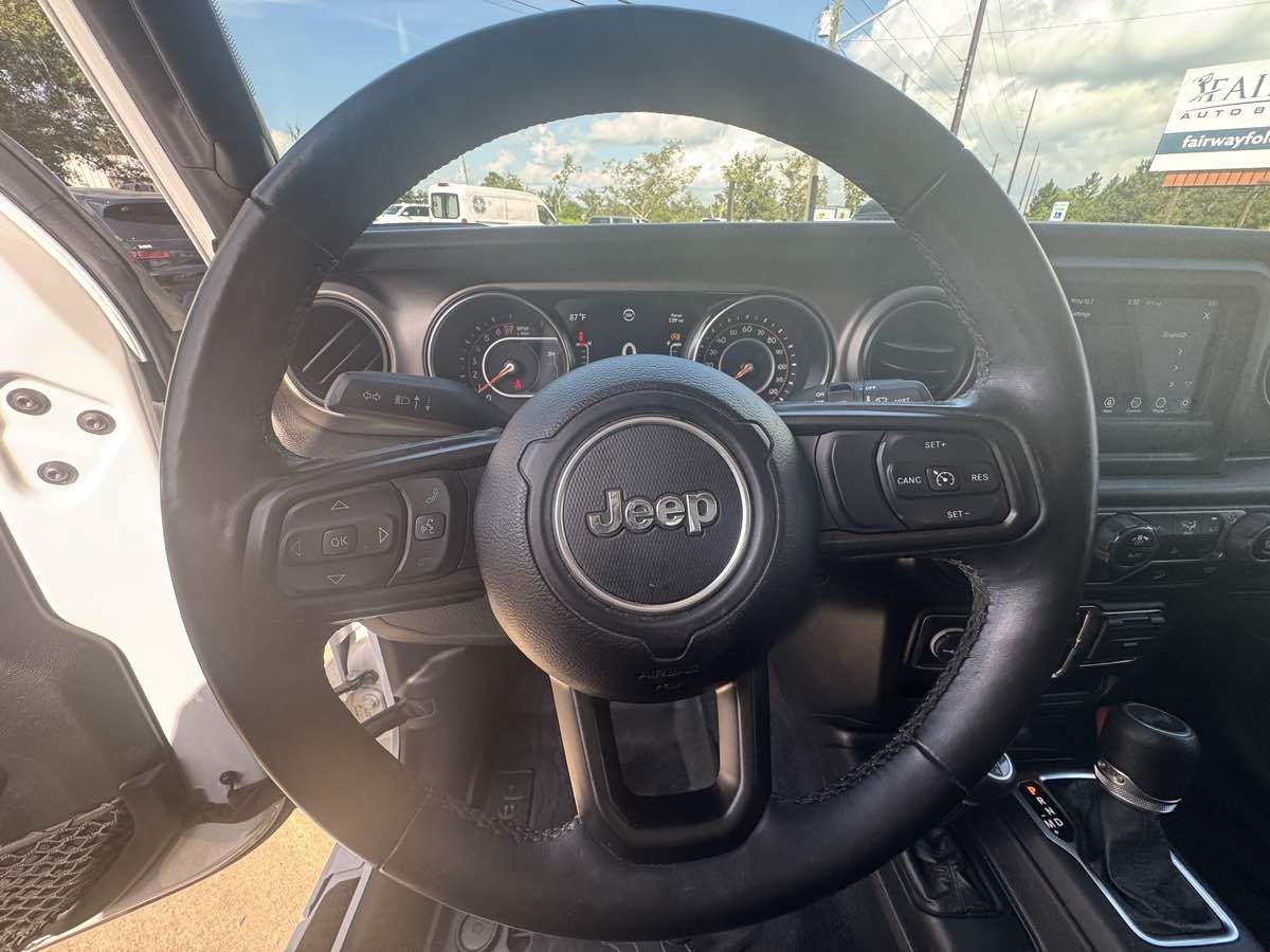 Used 2020 Jeep Wrangler Unlimited Sport AWD/4WD image 13