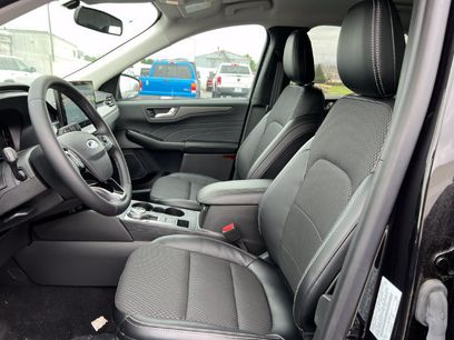 New 2024 Ford Escape SE
