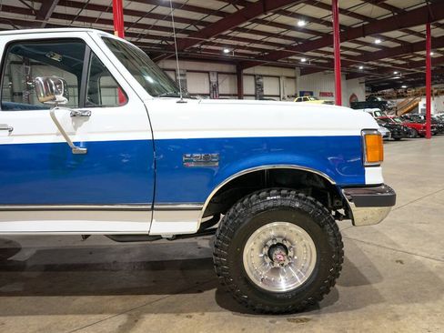 Used 1989 Ford F250 4x4 Regular Cab image 11