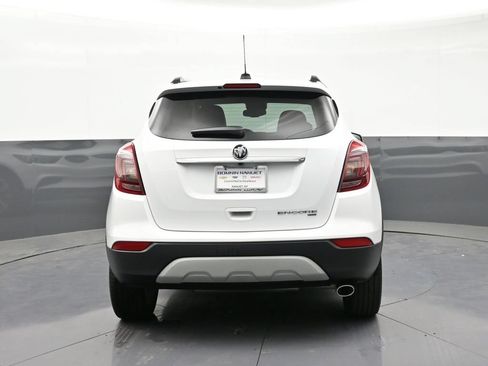 Used 2022 Buick Encore Preferred AWD/4WD image 4