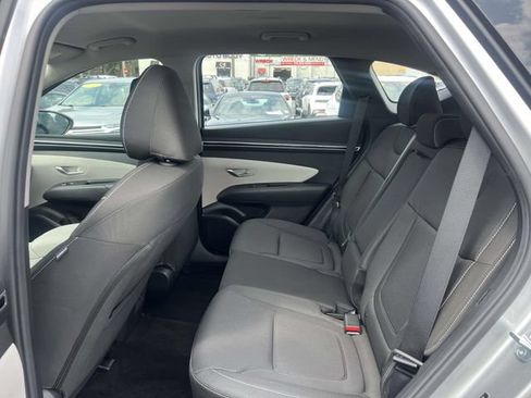 Certified 2023 Hyundai Tucson SE AWD/4WD image 11