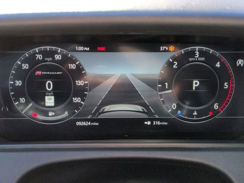 Used 2018 Land Rover Range Rover Velar R-Dynamic SE image 30