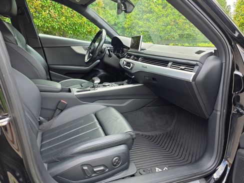 Used 2017 Audi A4 2.0T Prestige w/ Prestige Package AWD/4WD image 43
