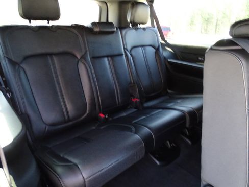 Used 2024 Jeep Wagoneer L 4WD Series II w/ Flexible Seating Group image 50