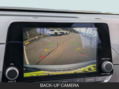 Used 2025 Nissan Altima 2.5 SR FWD image 21