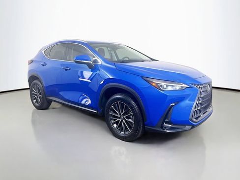 Used 2025 Lexus NX 250 FWD w/ Towing Package (2000 Lbs) image 24