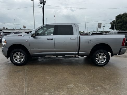 Used 2024 RAM 2500 Laramie w/ Safety Group AWD/4WD image 7