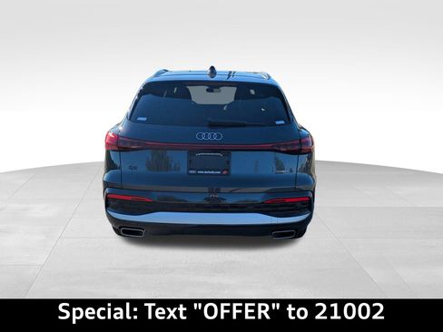 Certified 2025 Audi Q5 Premium Plus w/ Premium Plus image 3