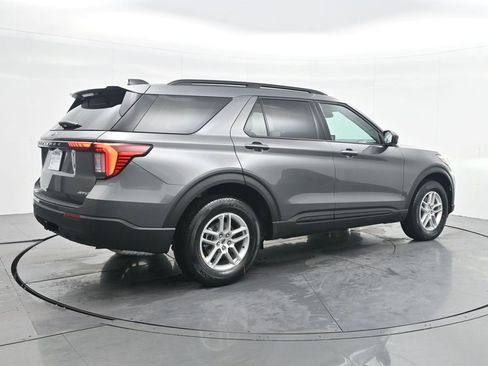 New 2026 Ford Explorer Active AWD/4WD image 7