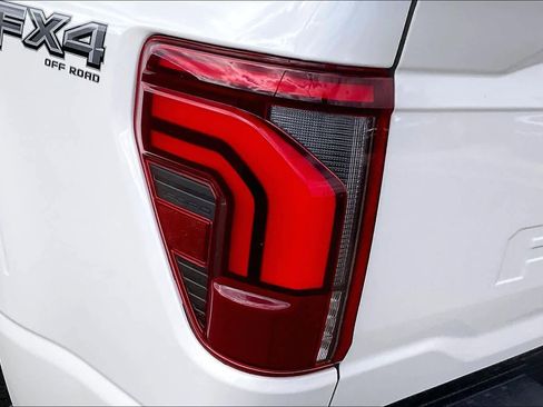 New 2025 Ford F150 Lariat w/ Equipment Group 501A Mid image 14