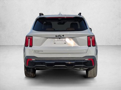 Used 2026 Kia Sorento SX Prestige w/ Olive Brown Leather Package image 7