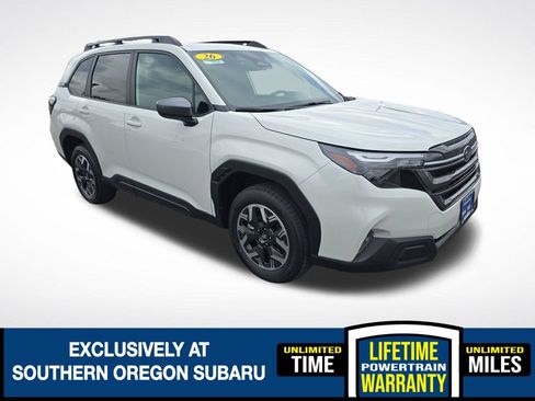 New 2026 Subaru Forester Premium AWD/4WD image 1