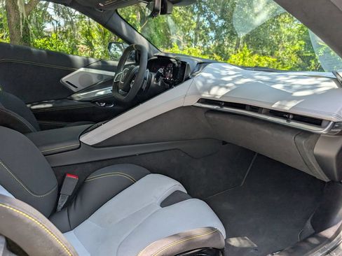 Used 2022 Chevrolet Corvette Stingray Premium Cpe RWD image 21