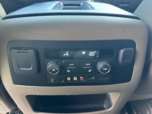 Used 2016 Chevrolet Tahoe LTZ image 17