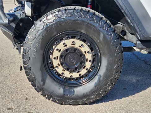 Used 2020 Jeep Gladiator Rubicon image 10